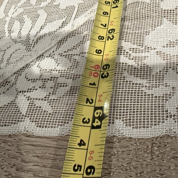 Vintage Tablecloth Hand Embroidery Lace Square Pattern White Floral 88x65” - Picture 16 of 16